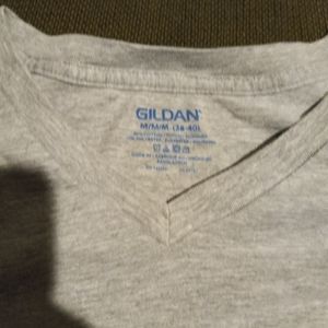 2 shirts light gray and dark gray